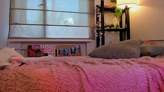 DaisyPillow Adlı Modelin Canlı Sohbet Odası