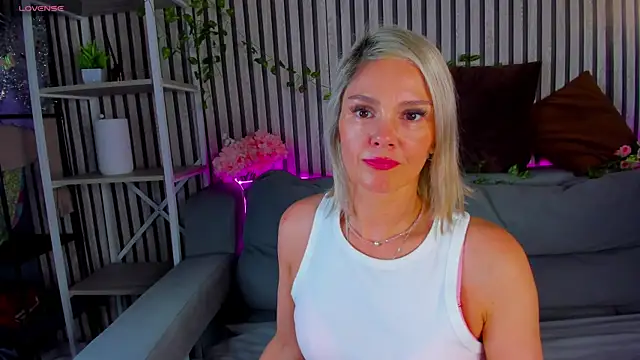 Betty_Brock Cameră chat live