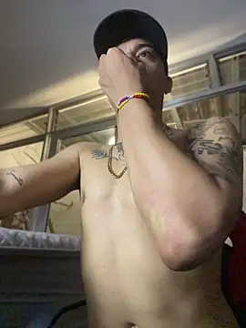 AlphaMasterXxx – live chatrum