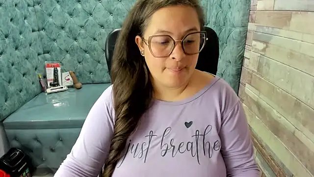 Sarah_Boobs_ Live chatroom