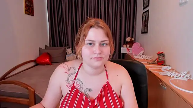 NoraLiin Live Chatraum