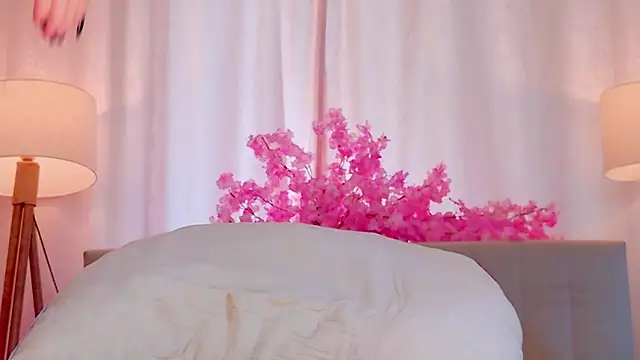 غرفة دردشة MeowthLilu المباشرة