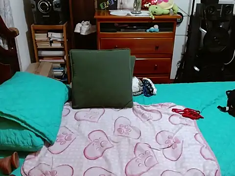 חדר צ'אט בשידור חי של _Keyla_rosse