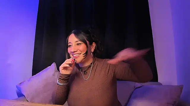 _cinnamoon_ Cameră chat live