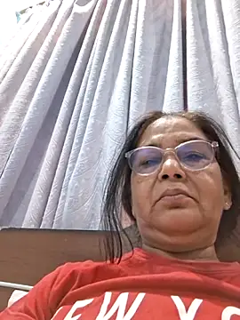 daisy4577's Live Chat Room