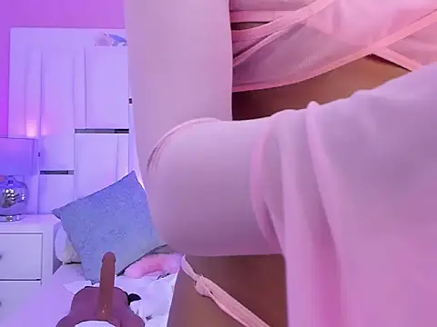 Sala de chat ao vivo de CarlaHilton