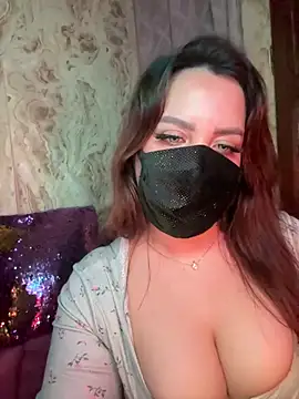 عرض كام AMBER_GLAM الجنسي المباشر