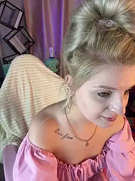 Hot_blondie Ruang Obrolan Langsung