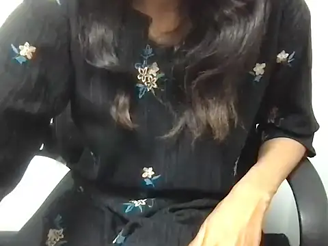 SIMRAN_RANIのライブチャットルーム