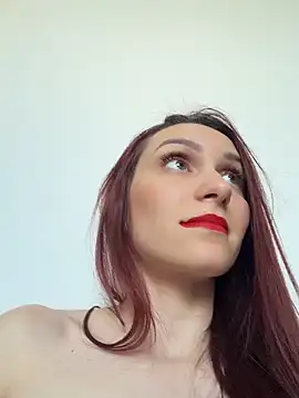 RPMVixen Adlı Modelin Canlı Sohbet Odası