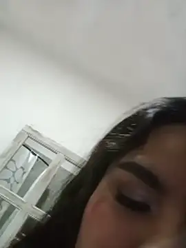 Girlgang0 Adlı Modelin Canlı Sohbet Odası