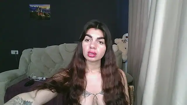 Velvet_Alice – live chatrum
