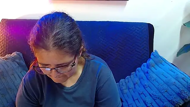 Pokój czatu na żywo – Linda_banks_