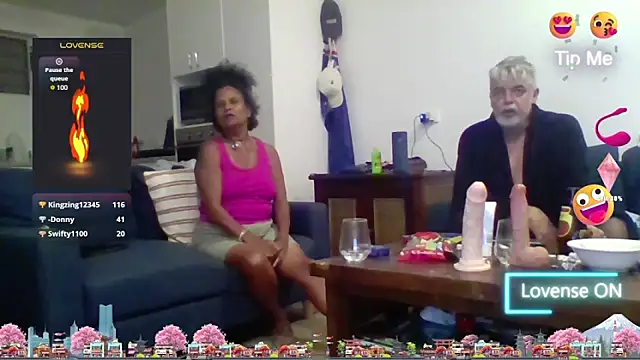 Sala de chat en directo de curious52