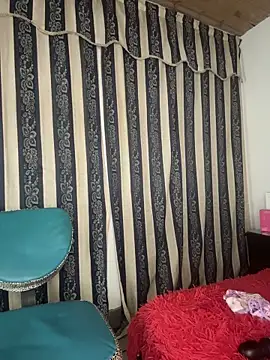 Chatroom en direct de JULYSEX1