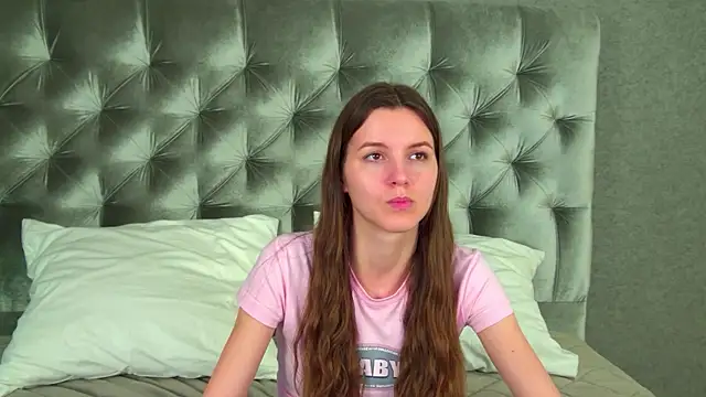 AmaliaLima's Live Chat Room
