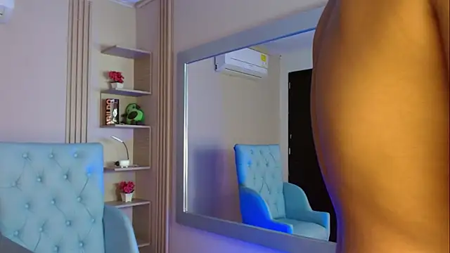 _cloe_21 现场聊天室