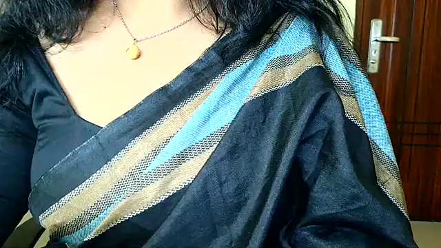 Mallu_MayaMadhav 실시간 채팅방