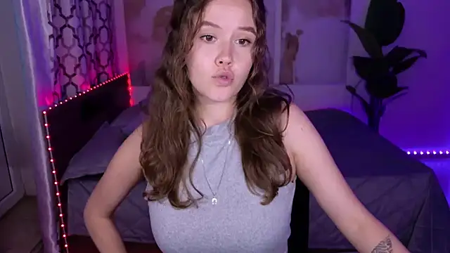Phòng Chat Trực Tiếp BeatriceShine