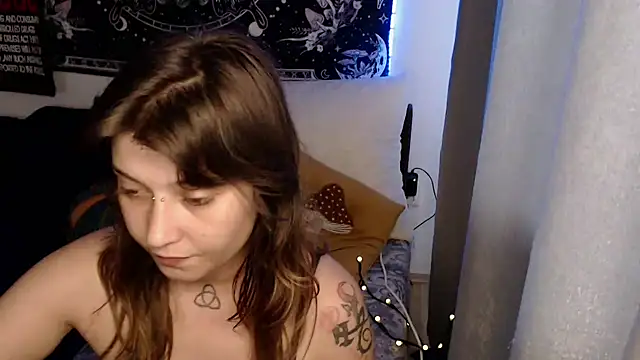 AlienforTwenty Live Chatraum