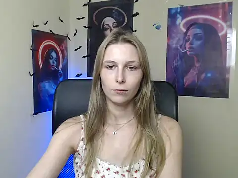 StrangerGi Adlı Modelin Canlı Sohbet Odası