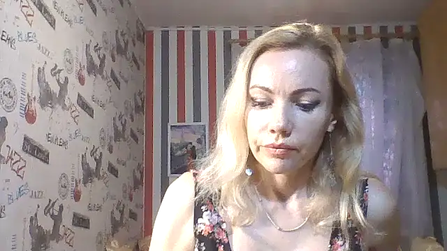 Chat ao vivo de Amoretta