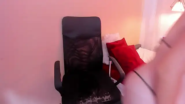 ariblake's Live Chat Room