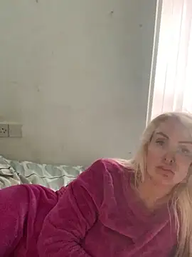 modeljadeelee's Live Chat Room