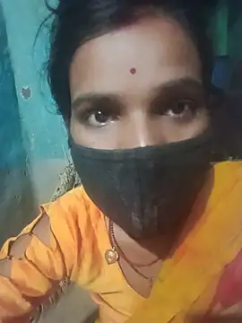 ห้องแชทสดของ Desi_Couple_P