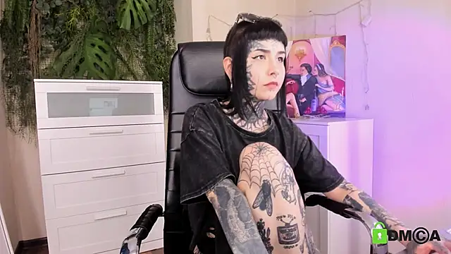 Bloood__Maryn Live chat-huone