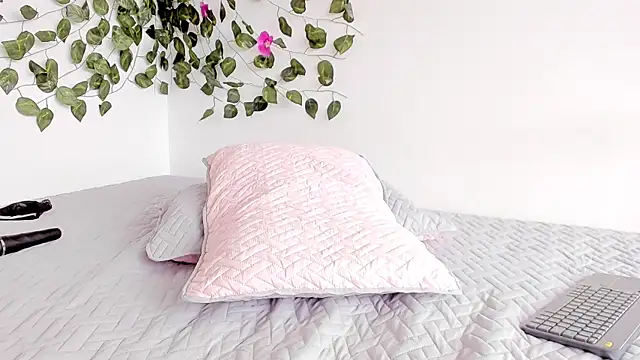 Phòng Chat Trực Tiếp Laurensmith9