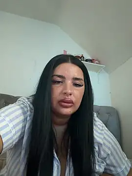 غرفة دردشة addictivecherry المباشرة