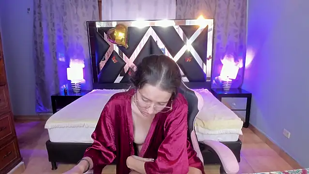 Linda4Petite Live Chatraum