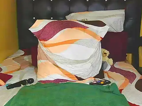 Sala de chat en directo de White_Ferrari