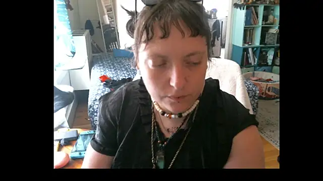 Chatroom en direct de lover_bee2023