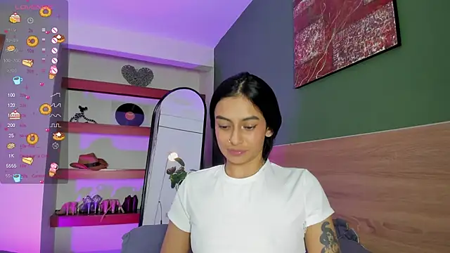 lilith_petit_ – live chatrum