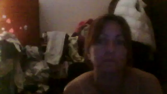 ShawnaAdams' Live Chat Room