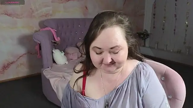 Chat soba uživo modela Eloisa_Eloy