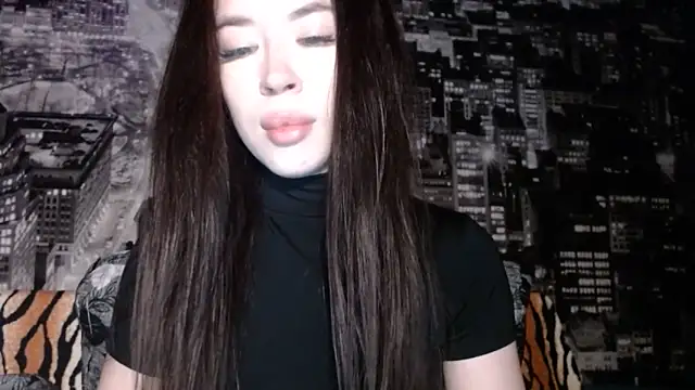 lu_dominationn's Live Chat Room