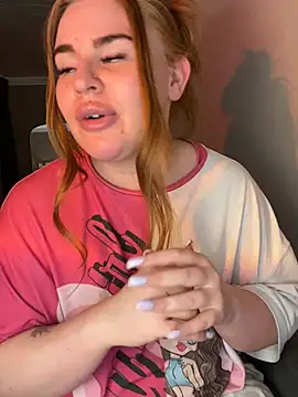 RedFoxQueen লাইভ চ্যাট রুম