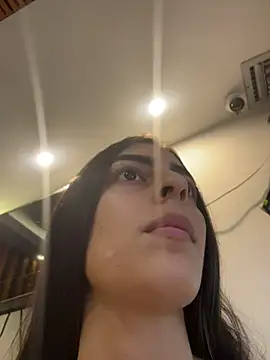 cristel_17's Live Chat Room