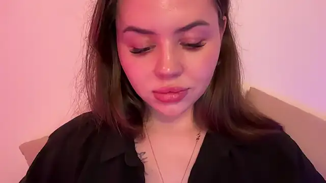 AlmaryKim's Live Chat Room