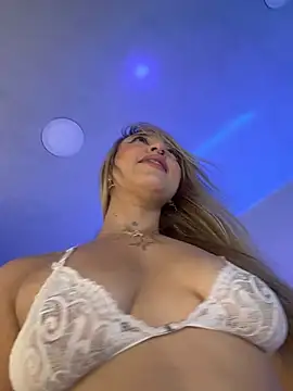MollyCruz লাইভ চ্যাট রুম