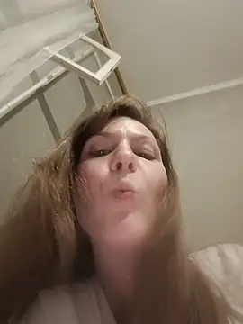 AnnieNet Live chatroom