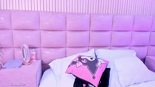 Sala de chat ao vivo de SarahLynn7