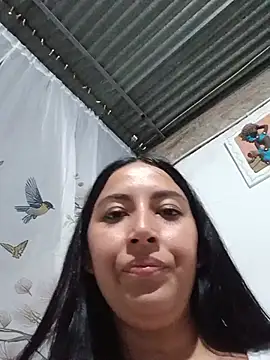 Sala de chat ao vivo de Ann_Houston_