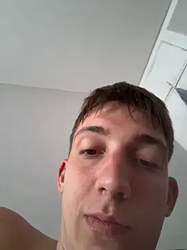 Rabizoon's Live Chat Room