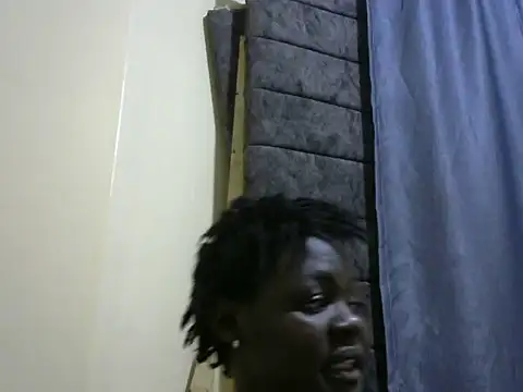 Chatroom en direct de betty_love254