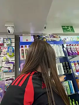 חדר צ'אט בשידור חי של roouse