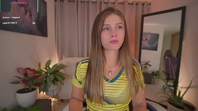 roxie_gates_ Adlı Modelin Canlı Sohbet Odası